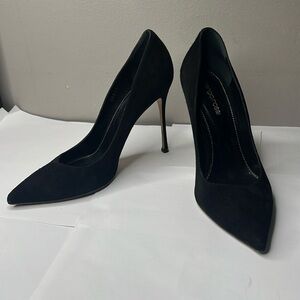 Sergio Rossi 39 / US 8.5 Black Suede Pointed Toe 4” Stiletto Heels Pumps